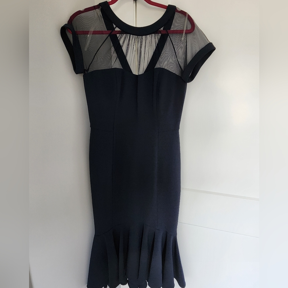 Brand new navy dress size 10, no tags